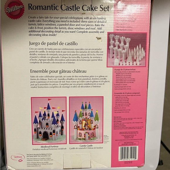 NWT Castle Cake Set - Picture 2 of 4